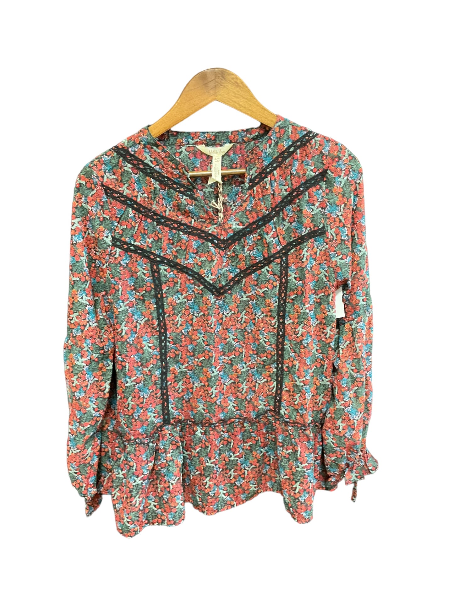 Top Long Sleeve Basic By Matilda Jane Size: S