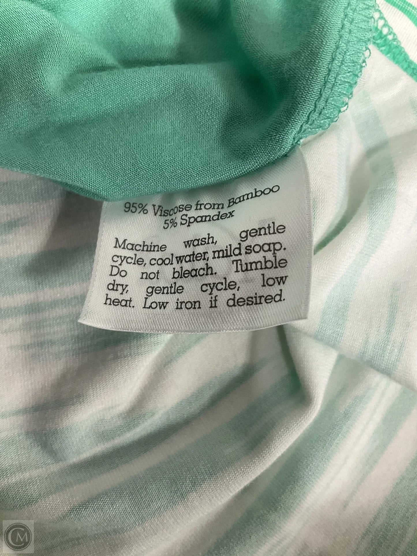 Top Sleeveless Basic By Clothes Mentor In Green, Size: S