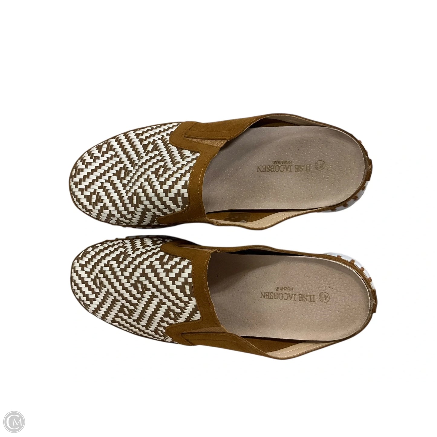 Shoes Flats By Clothes Mentor In Tan, Size: 10