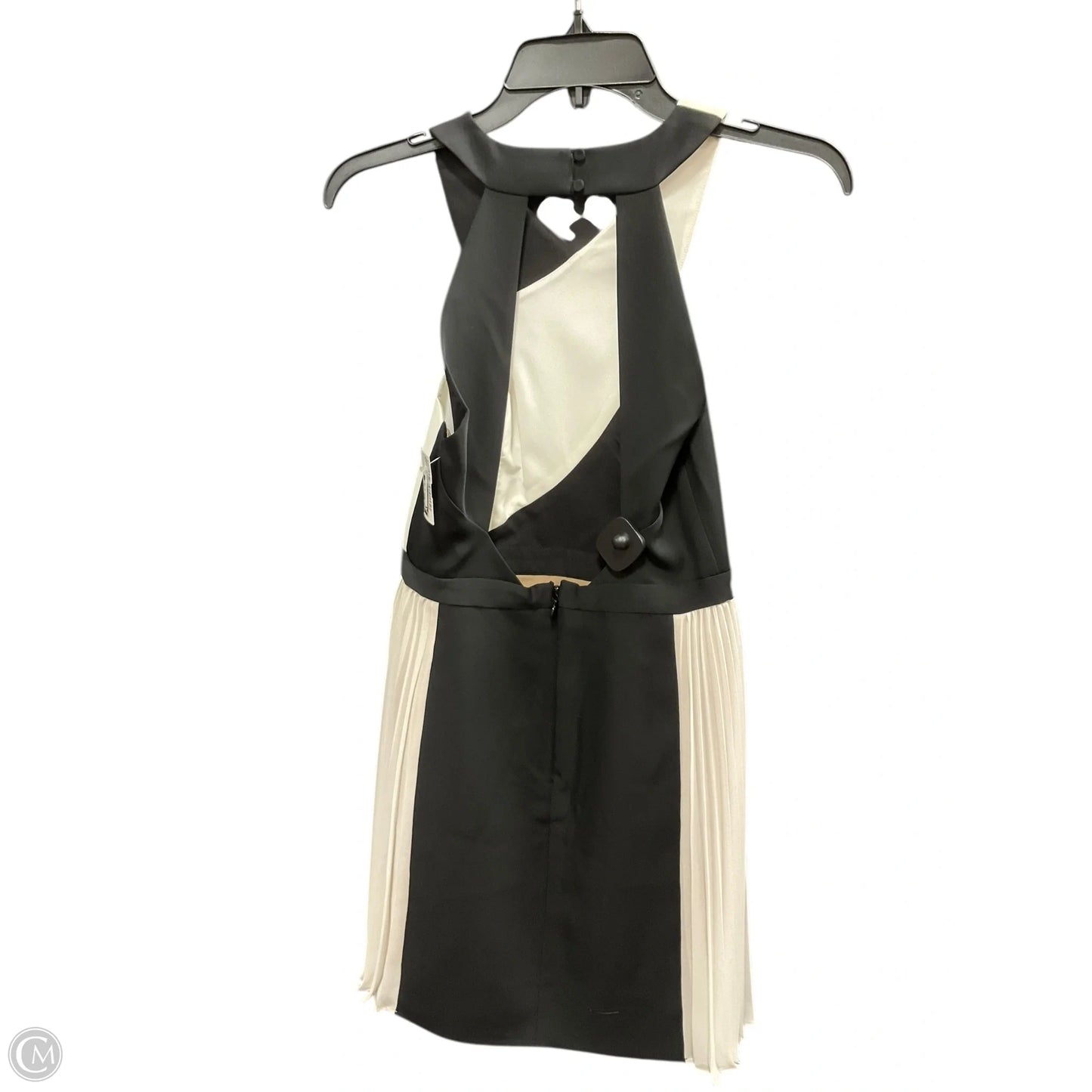 Dress Casual Short By Bcbgmaxazria In Black & White, Size: 0p
