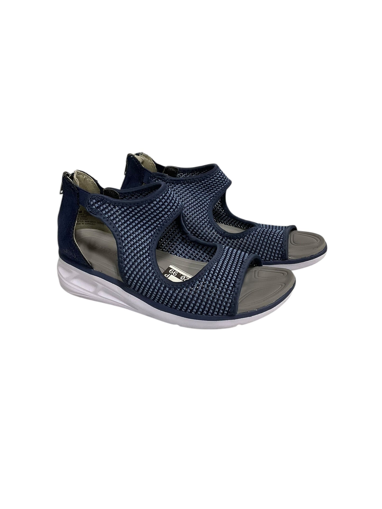 Sandals Flats By Clothes Mentor Size: 7
