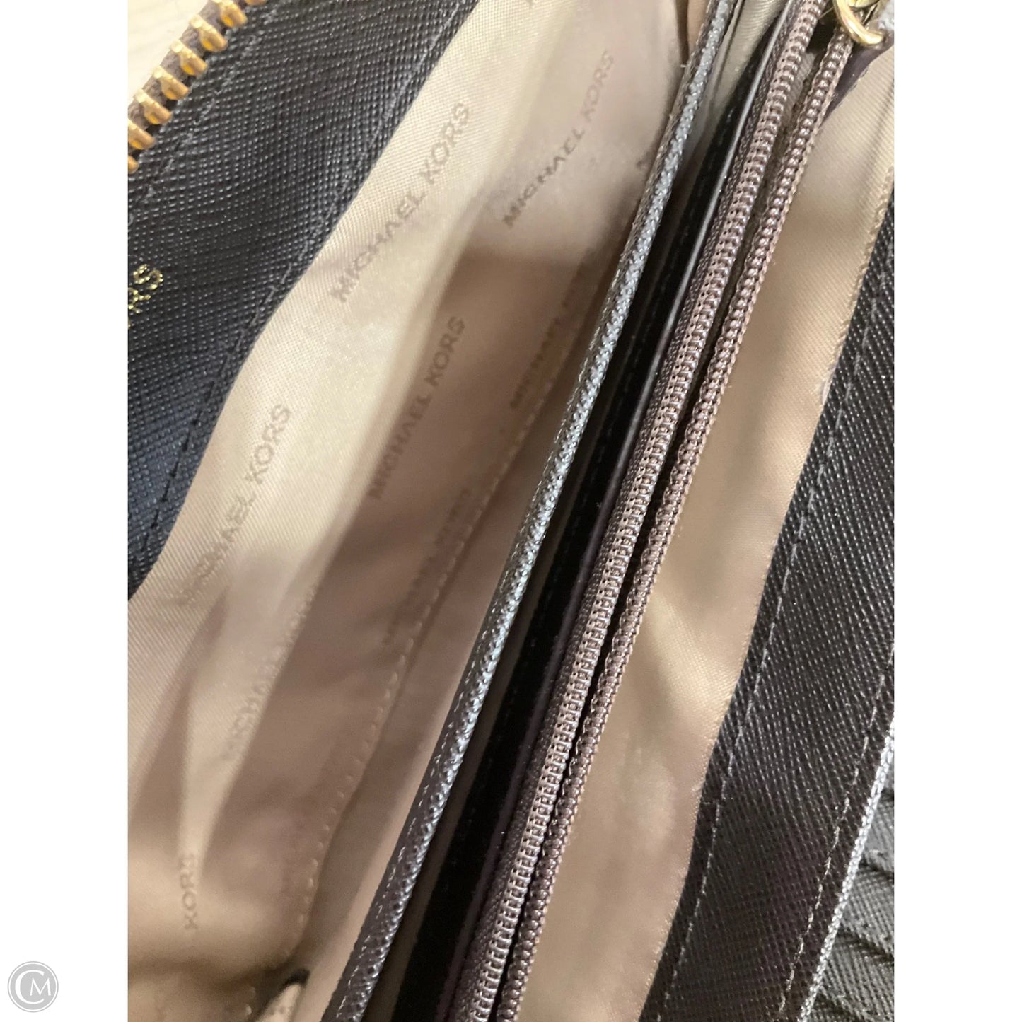 Wristlet Designer By Michael Kors, Size: Large