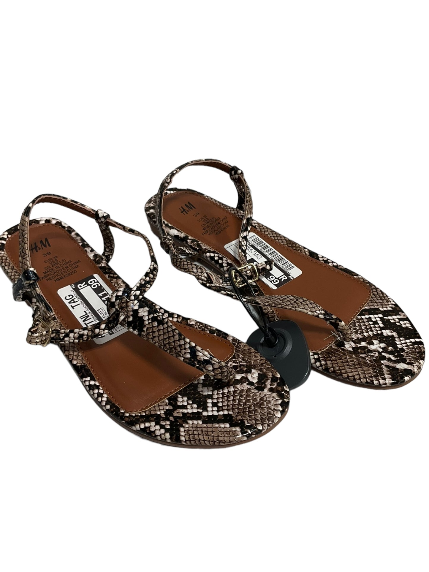Sandals Flats By H&m Size: 8