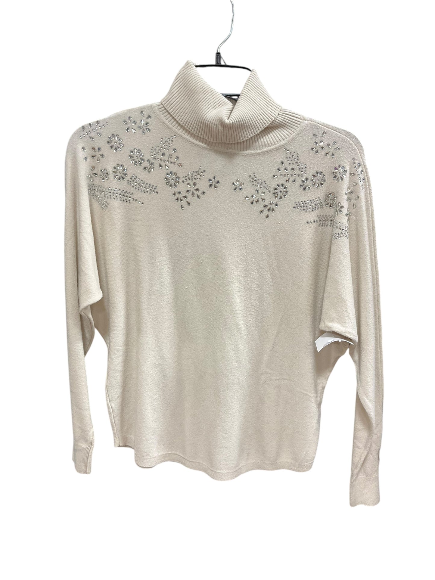 Sweater By Clothes Mentor In Cream, Size: S