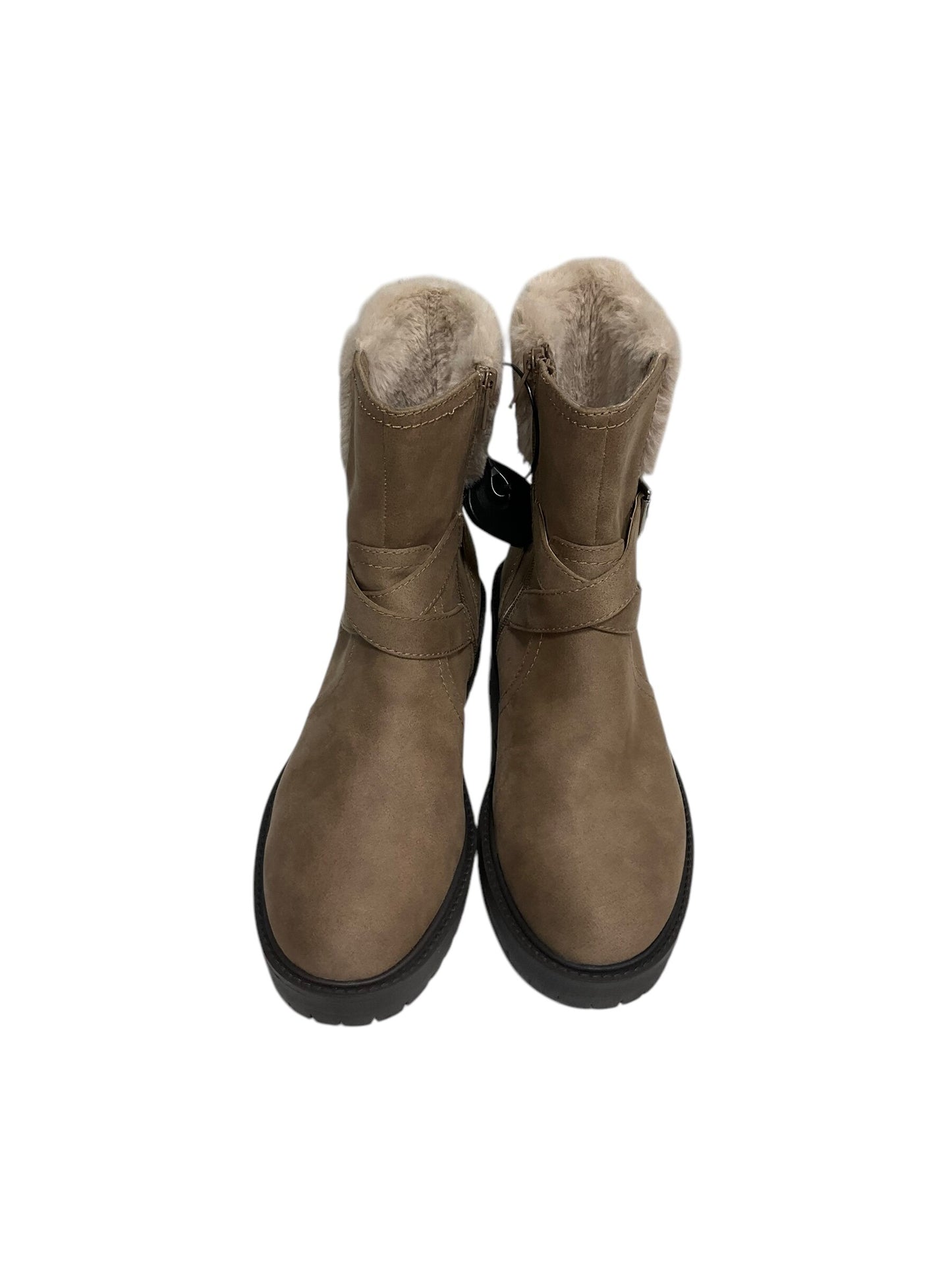 Boots Ankle Flats By Dolce Vita Size: 9