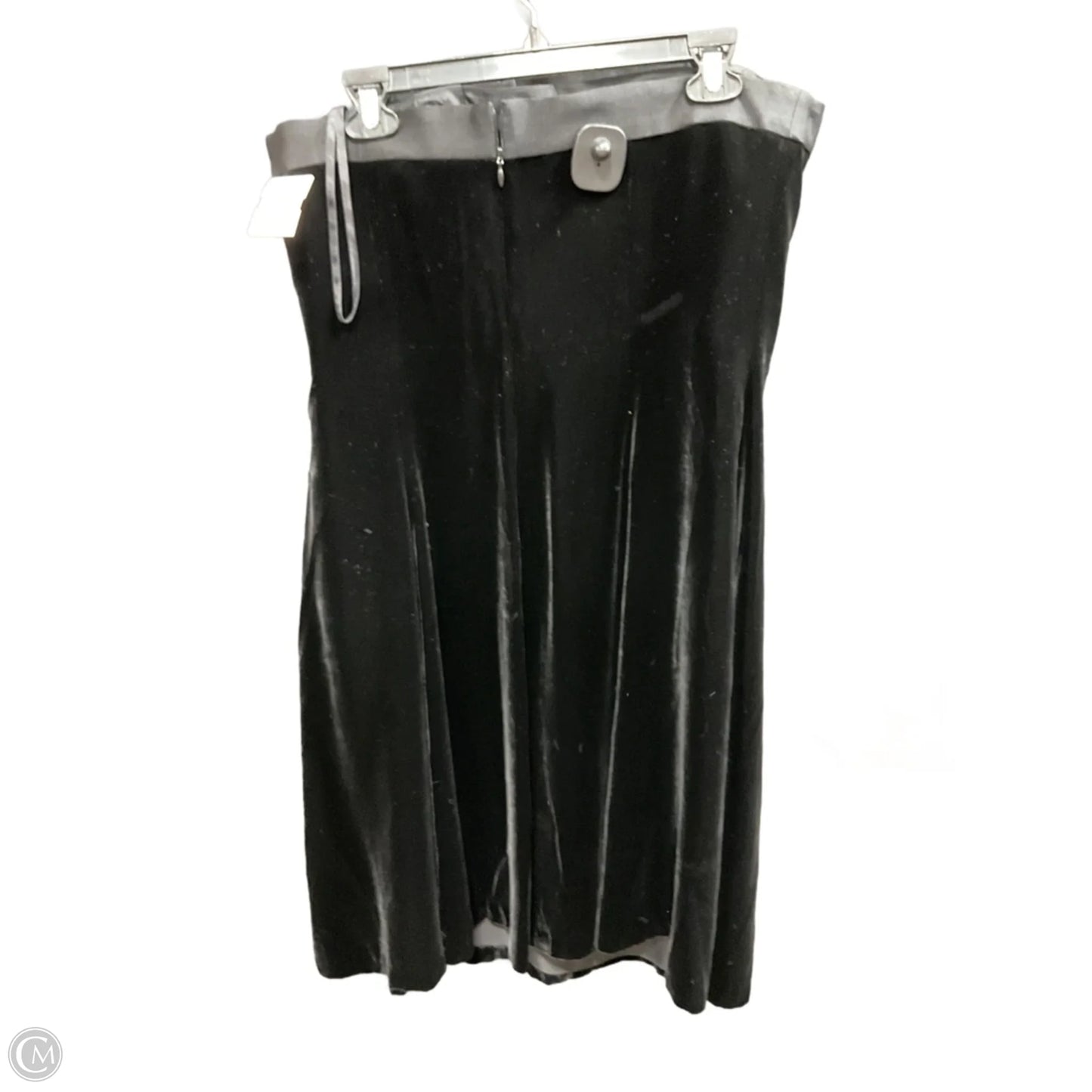 Dress Casual Short By Talbots In Black, Size: L