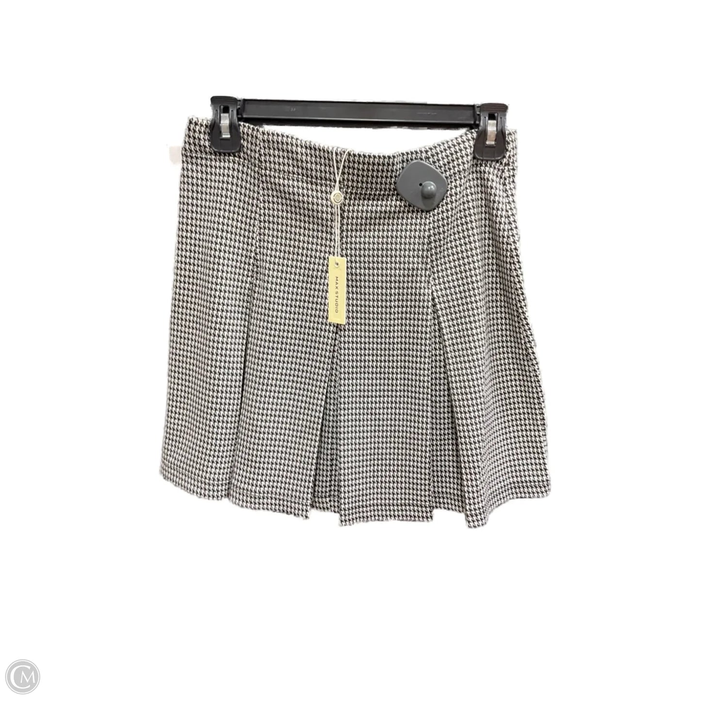 Skirt Mini & Short By Max Studio In Black & White, Size: S