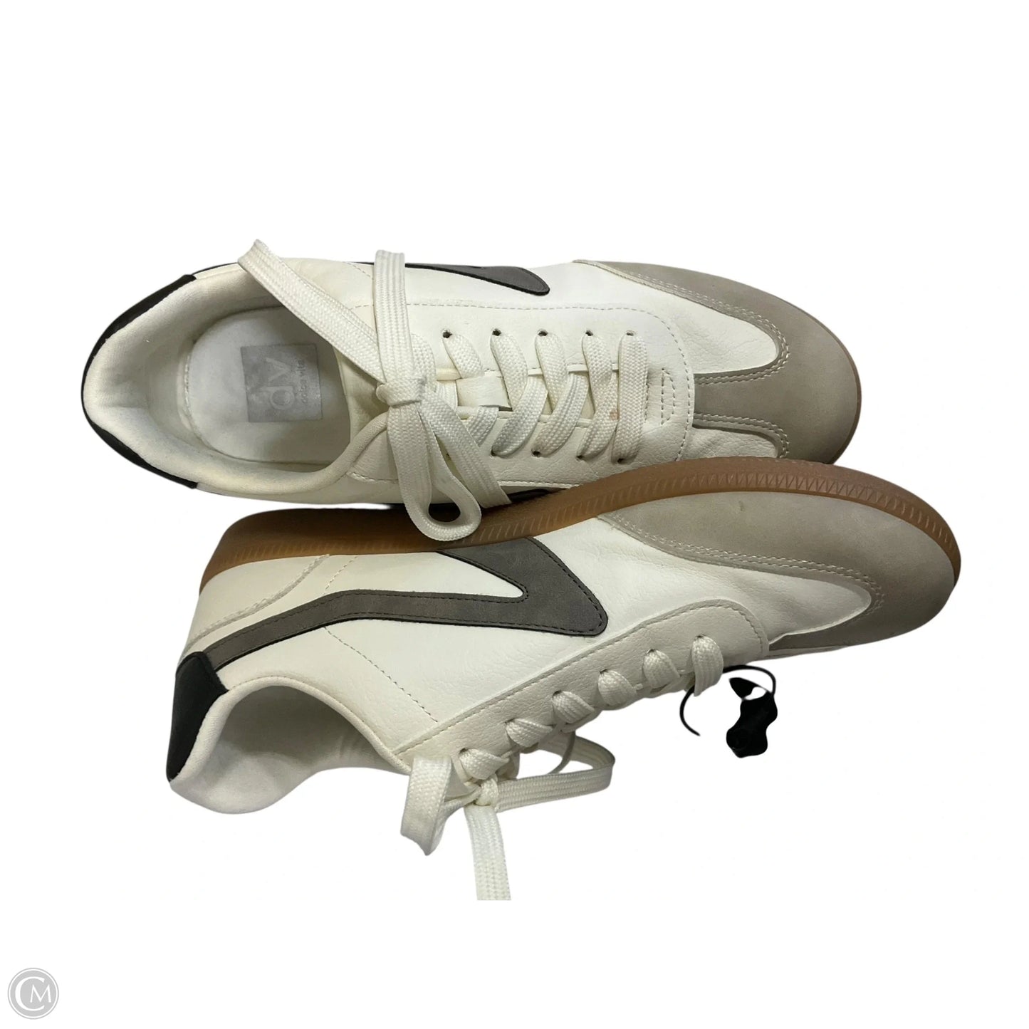 Shoes Sneakers By Dolce Vita In Grey & White, Size: 9