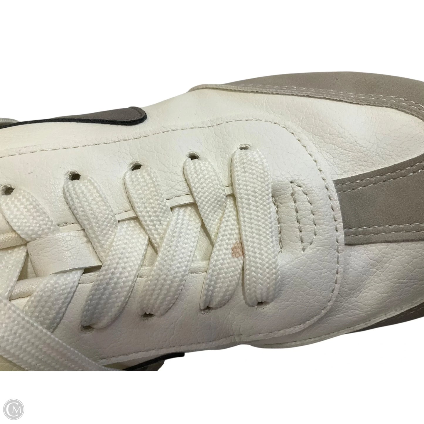 Shoes Sneakers By Dolce Vita In Grey & White, Size: 9