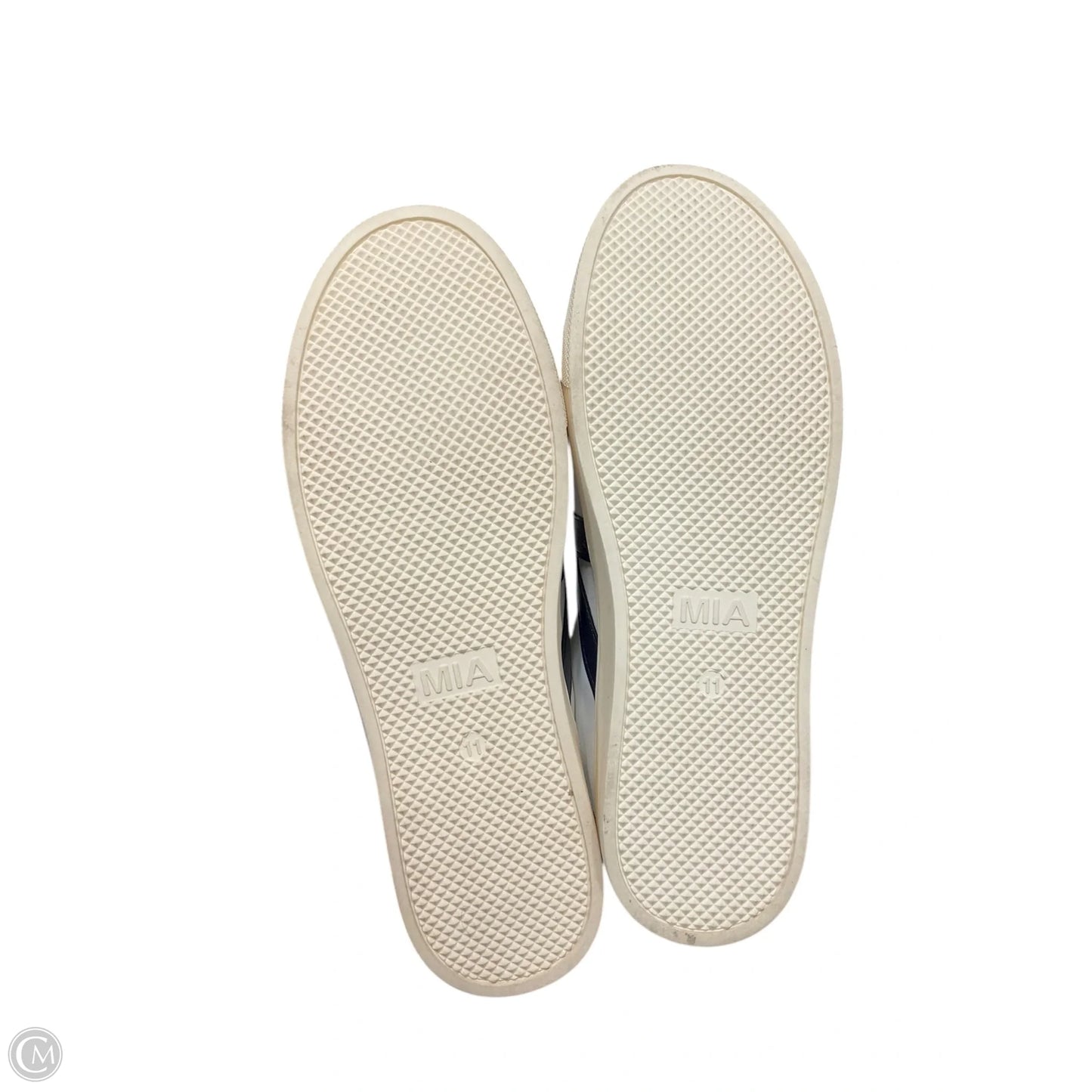 Shoes Sneakers By Mia In Red & White, Size: 11