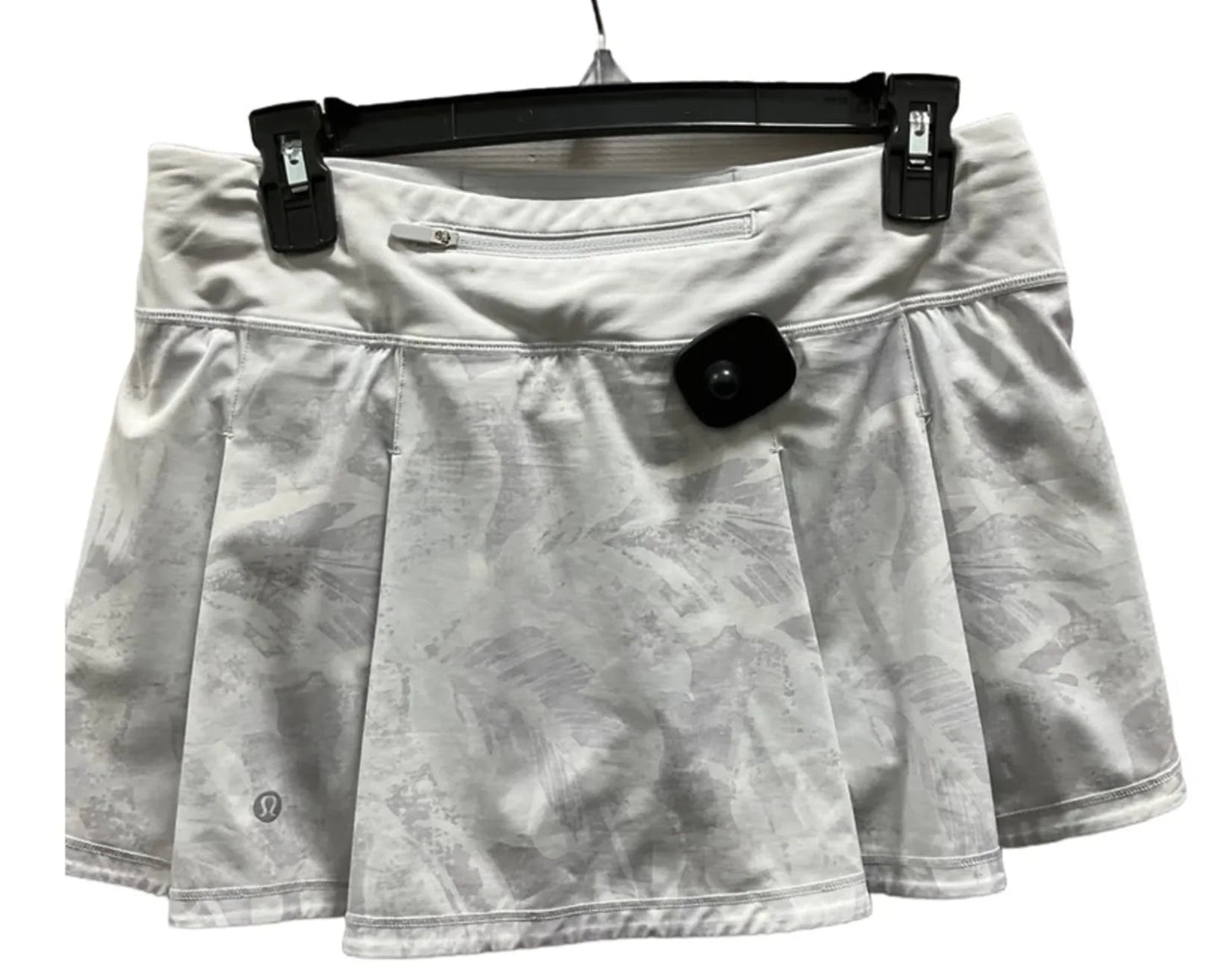 Athletic Skort By Lululemon In White, Size: 6