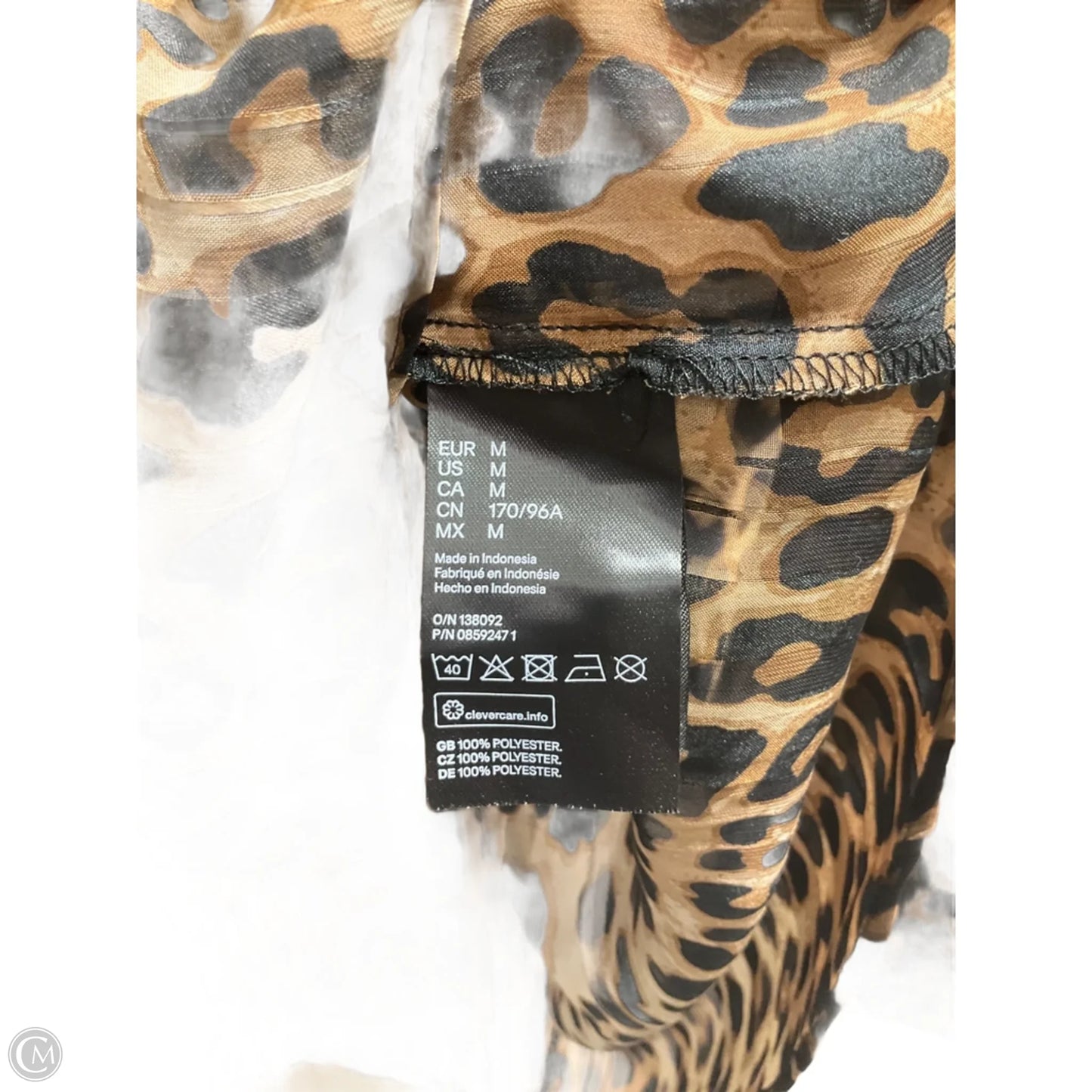 Top Long Sleeve By H&m In Animal Print, Size: M