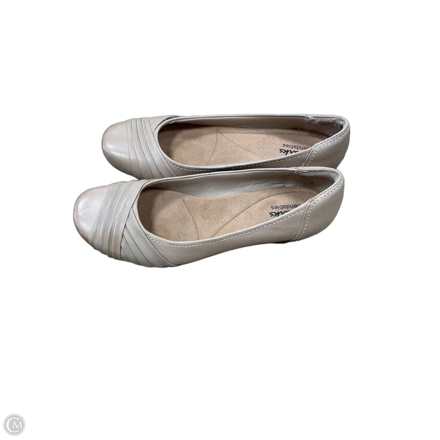 Shoes Flats By Clarks In Beige, Size: 8.5