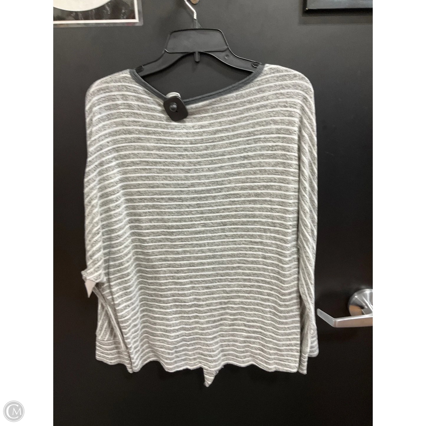 Top Long Sleeve By Emerald In Striped Pattern, Size: L