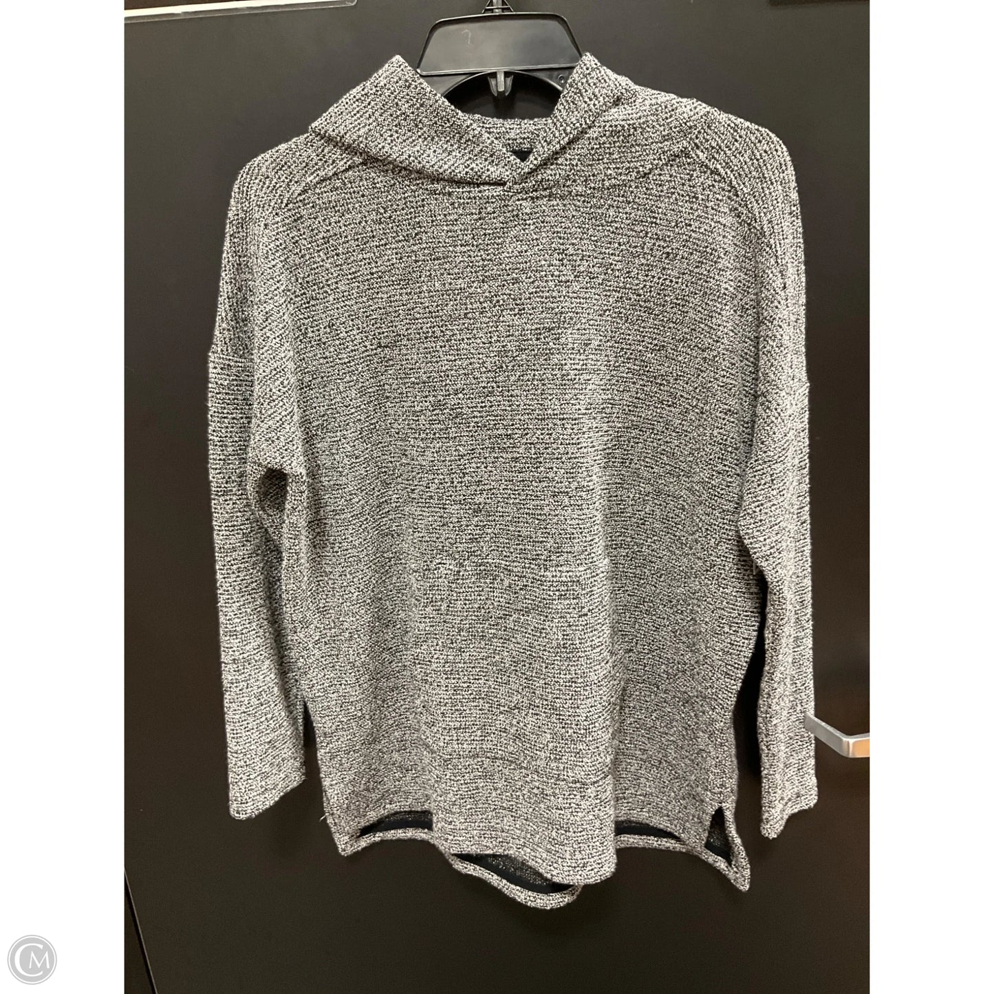 Sweatshirt Hoodie By Lou And Grey In Grey, Size: S