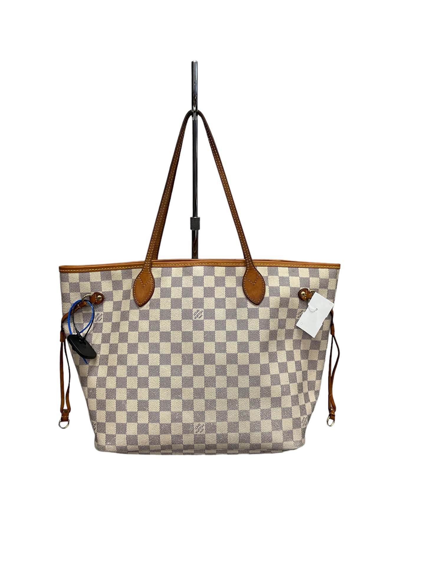 Handbag Luxury Designer By Louis Vuitton Size: Large