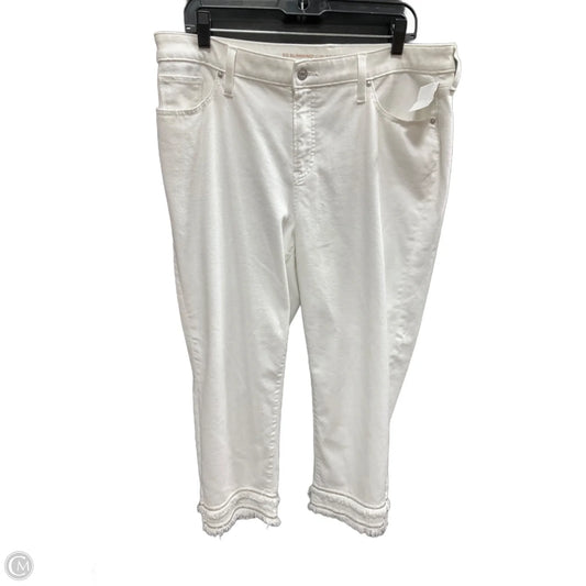 Jeans Cropped By Chicos In White, Size: 14