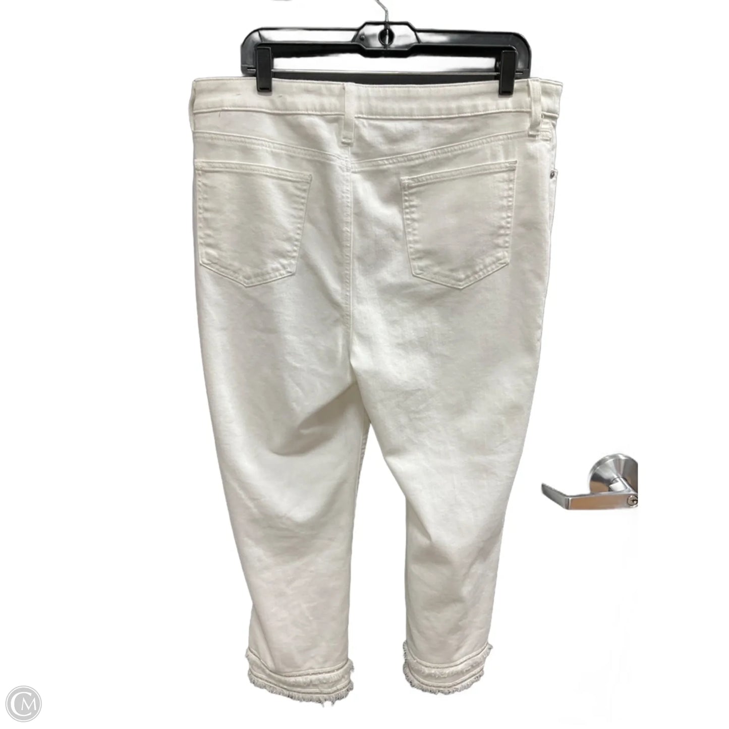 Jeans Cropped By Chicos In White, Size: 14