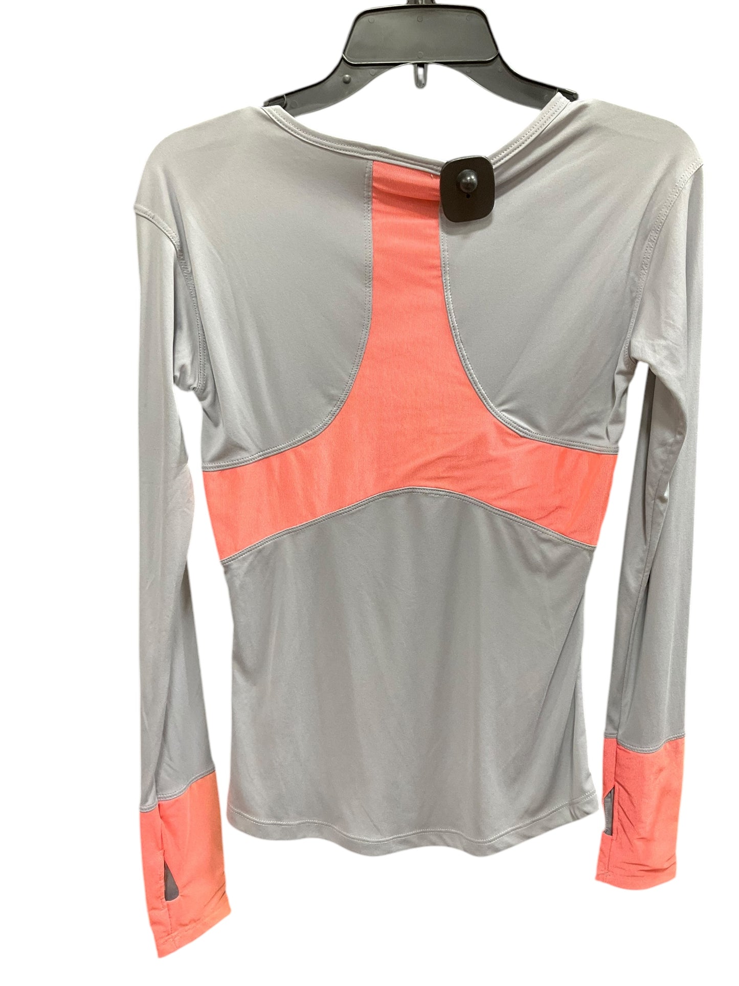 Athletic Top Long Sleeve Crewneck By Cma In Grey, Size: Xs