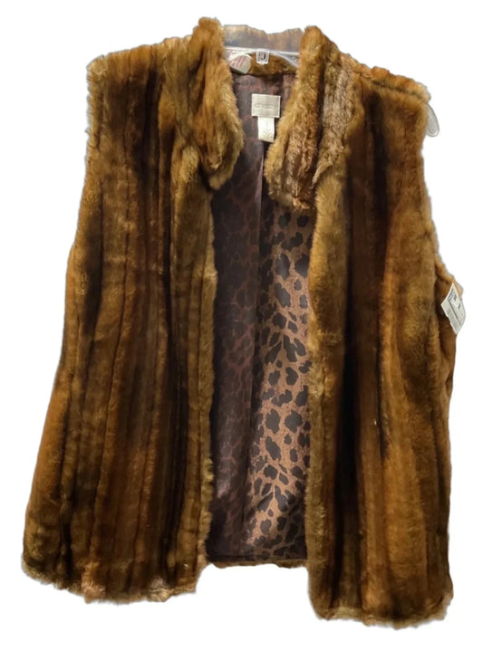 Vest Faux Fur & Sherpa By Chicos In Brown, Size: M