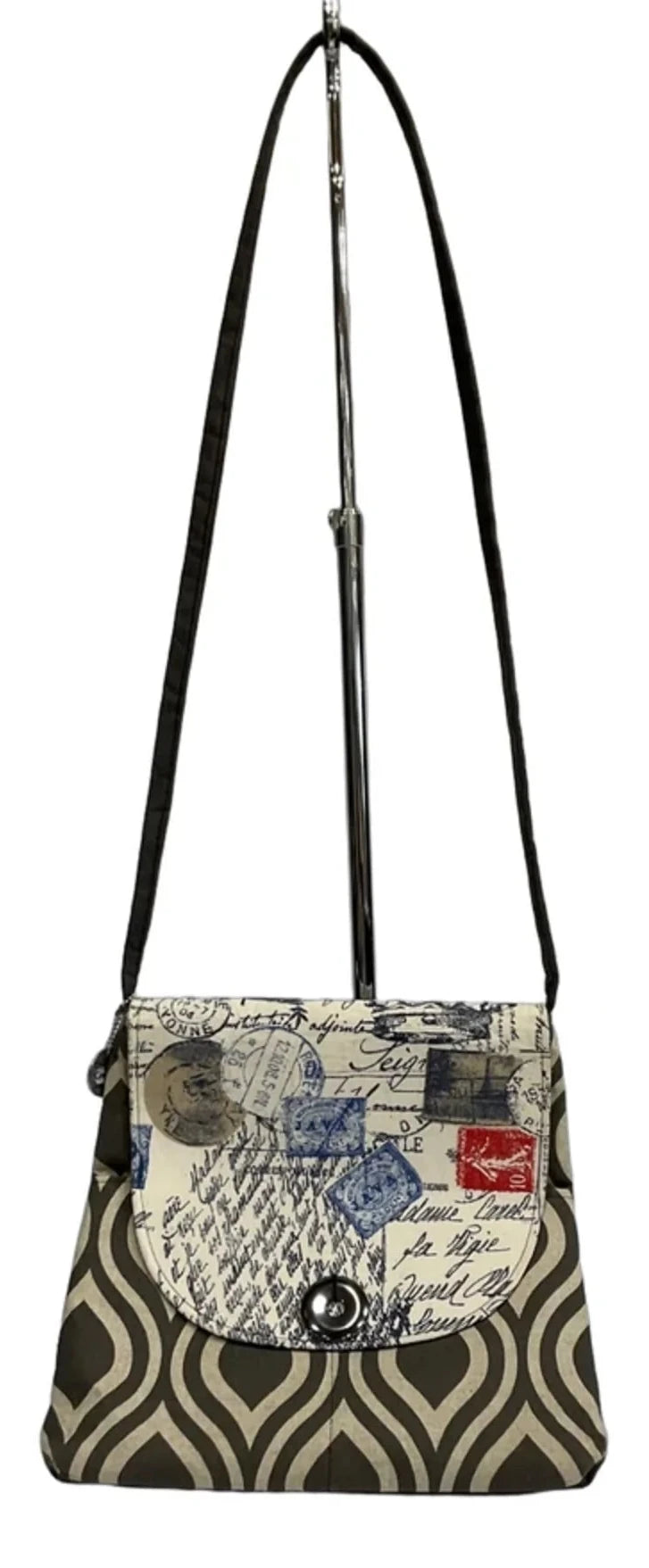 Crossbody By Cmf, Size: Medium