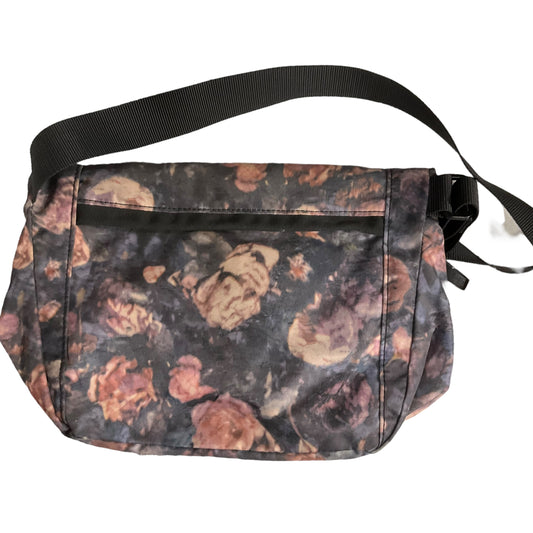 Handbag By Lululemon  Size: Medium