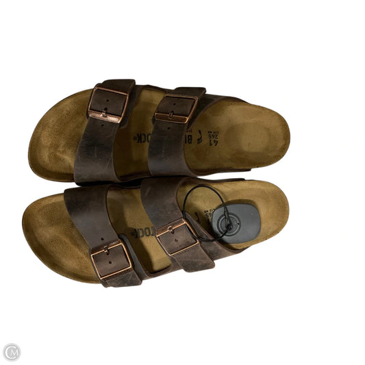 Sandals Flip Flops By Birkenstock In Brown, Size: 9.5