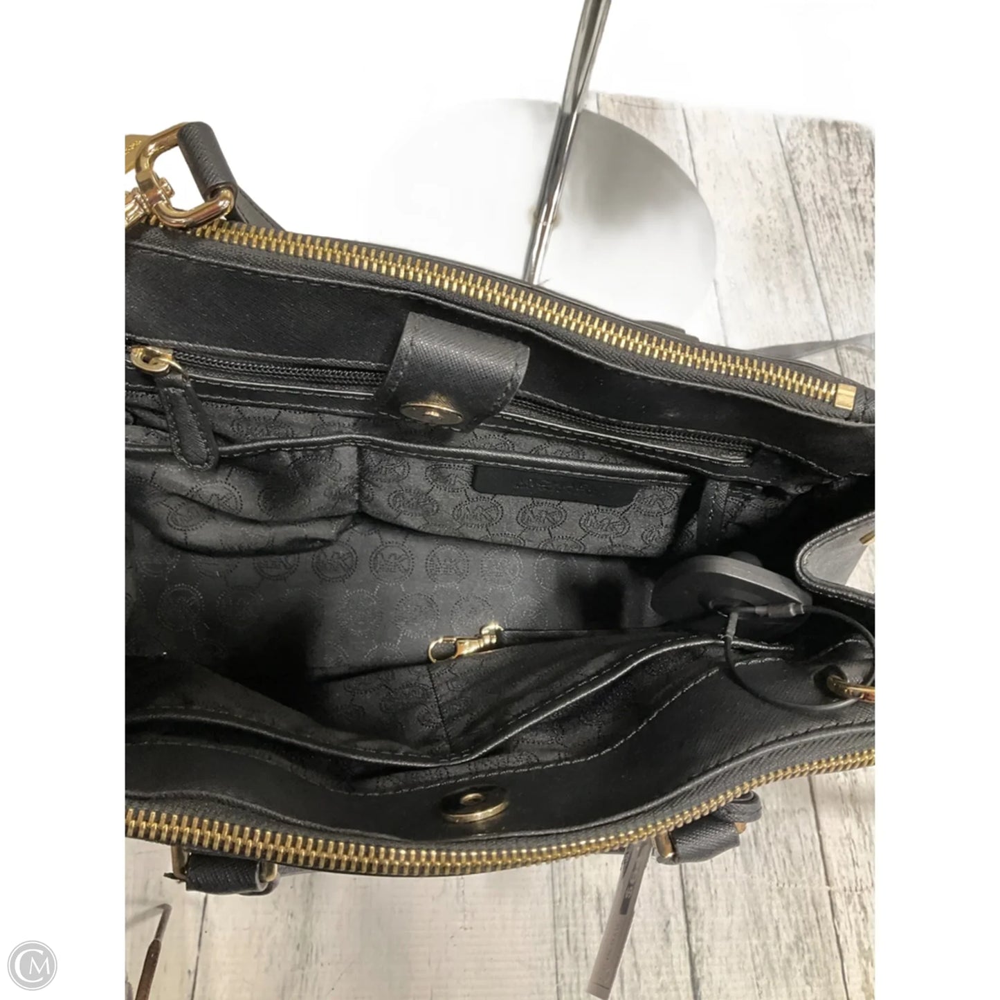 Handbag Designer By Michael Kors, Size: Medium