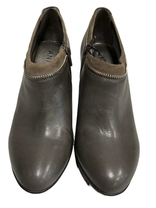 Shoes Heels Stiletto By Anne Klein In Grey, Size: 7