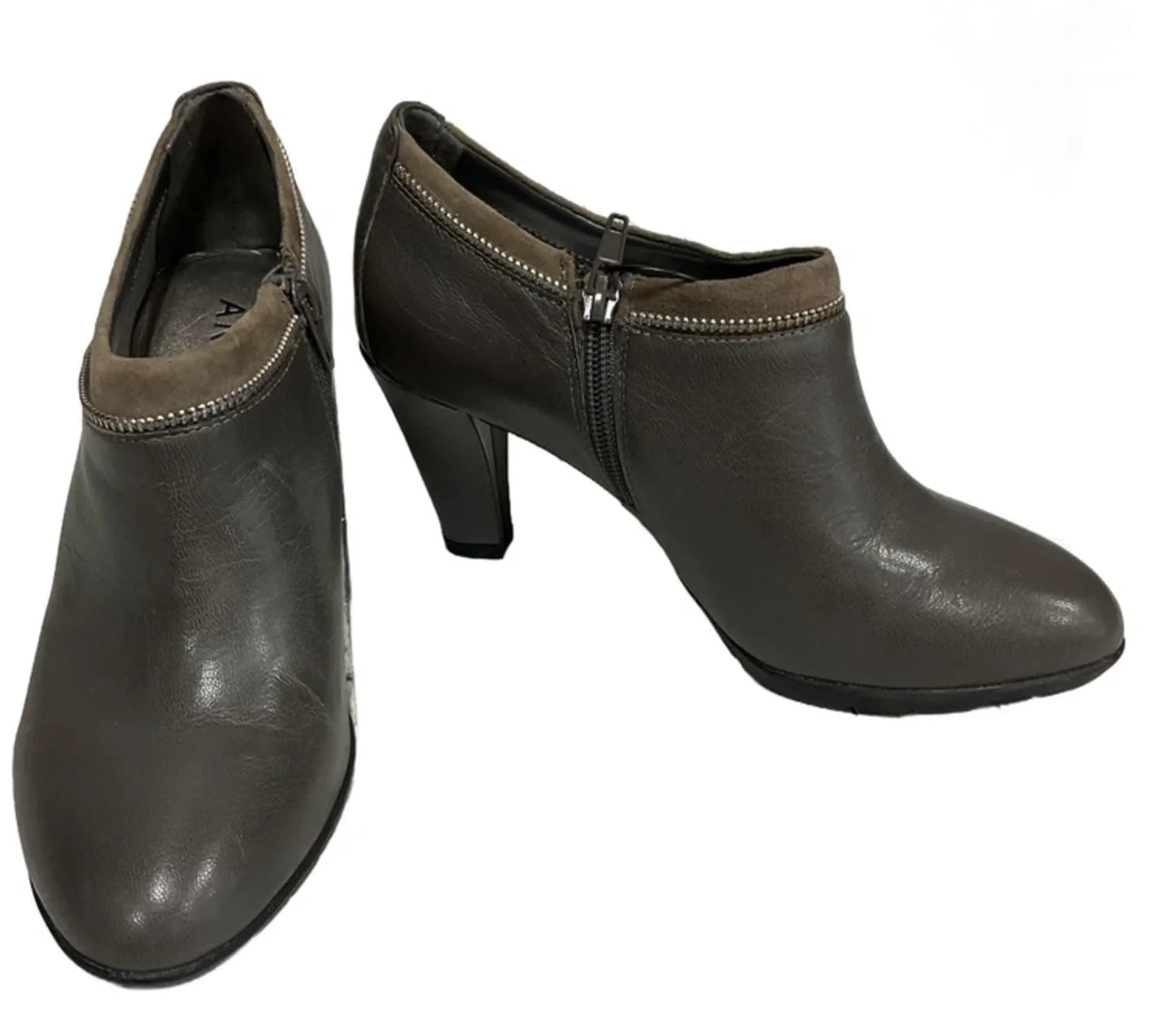 Shoes Heels Stiletto By Anne Klein In Grey, Size: 7