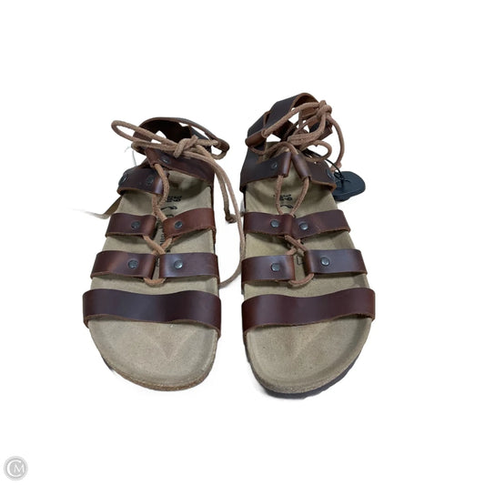 Sandals Flats By Papillion In Brown, Size: 8.5