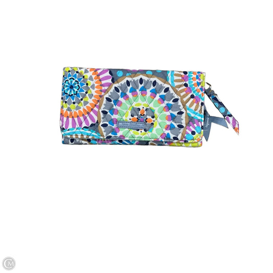 Wristlet By Vera Bradley, Size: Medium