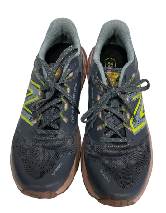 Shoes Athletic By New Balance In Grey & Pink, Size: 8.5