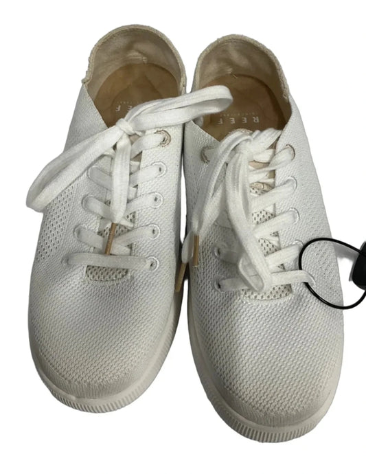 Shoes Sneakers By Reef In White, Size: 9