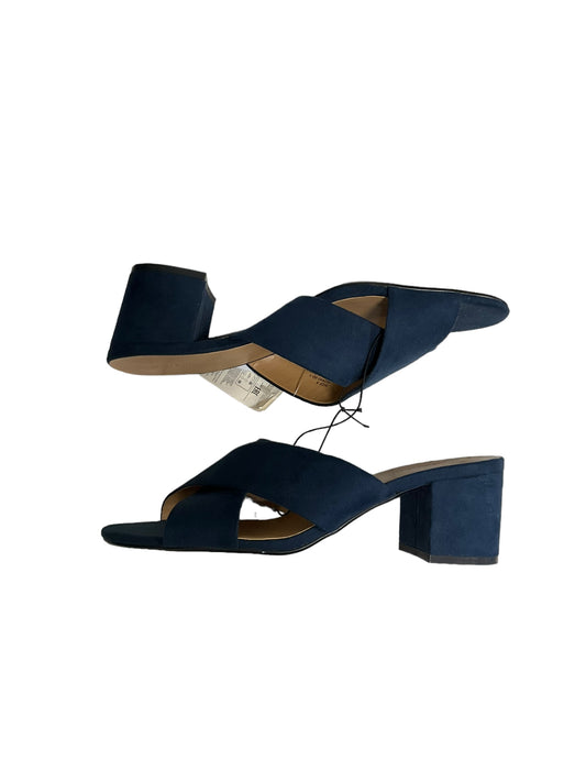 Navy Sandals Heels Block Banana Republic, Size 9