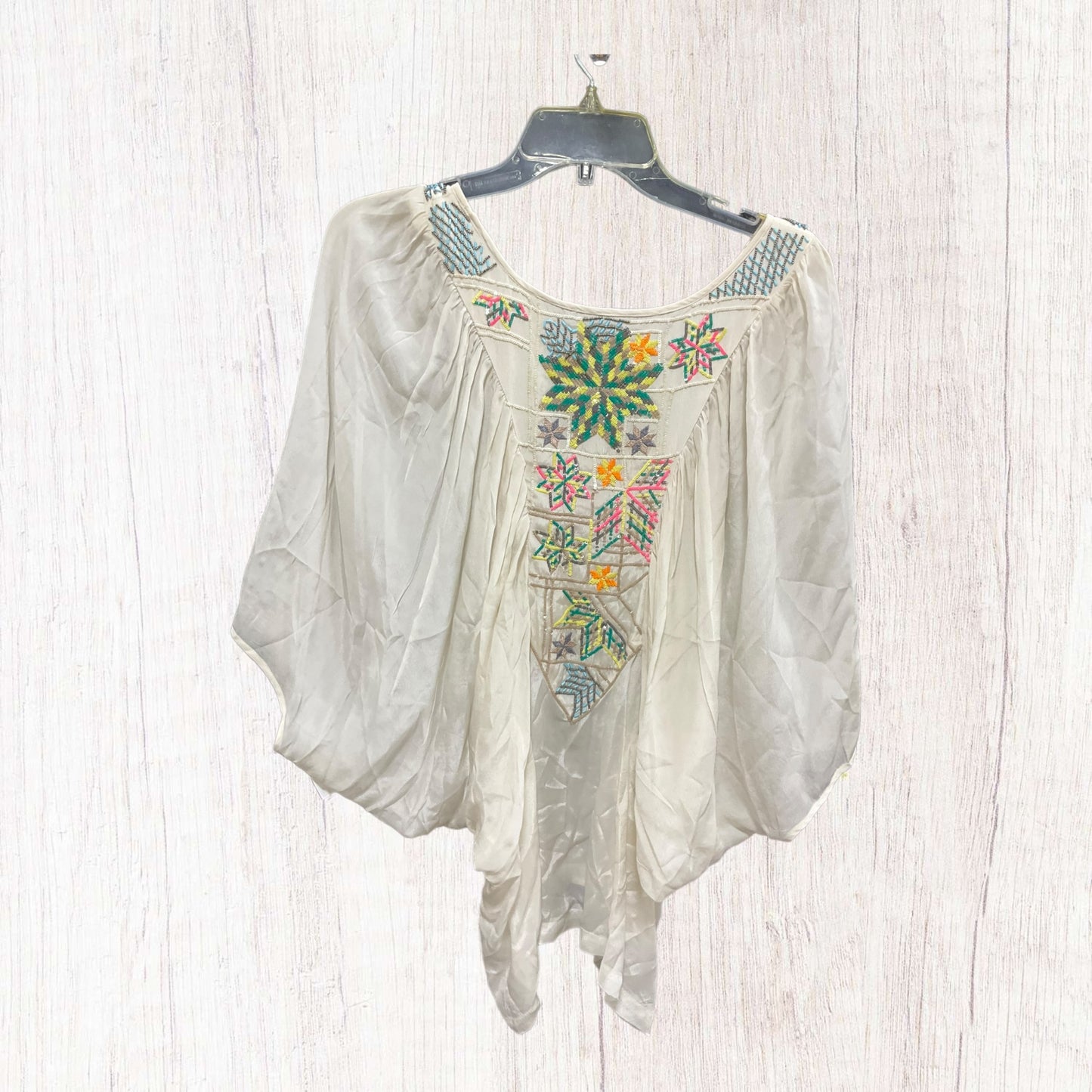 Top 3/4 Sleeve By Tanvi Kedia In Cream, Size: M