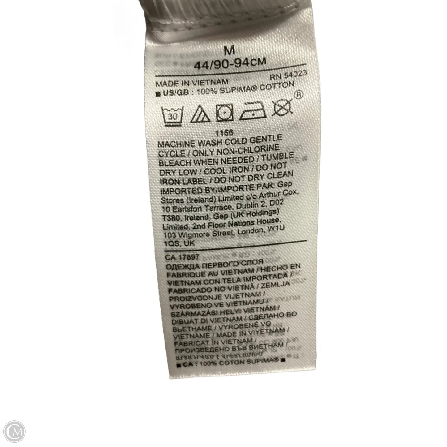 Top Short Sleeve Basic By Banana Republic In Grey, Size: M