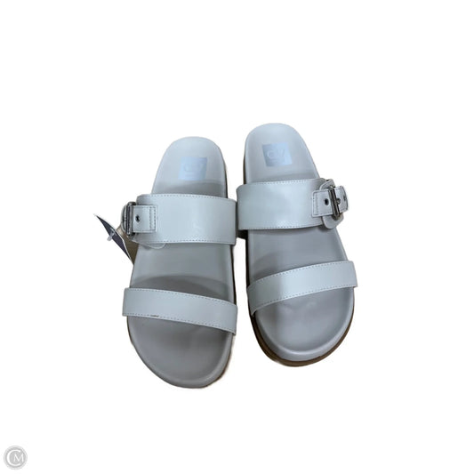 Sandals Flats By Dolce Vita In White, Size: 8.5