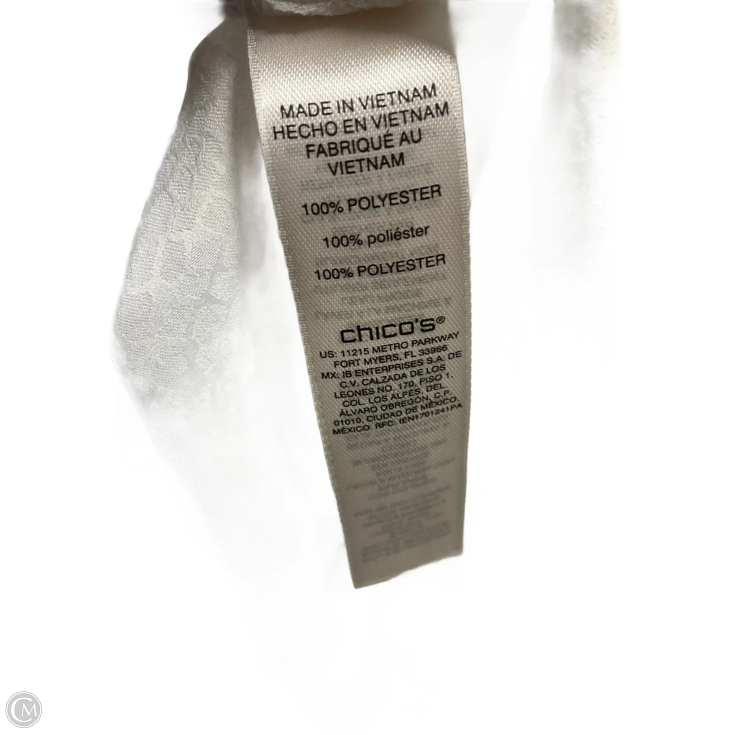 Top Long Sleeve By Chicos In White, Size: L