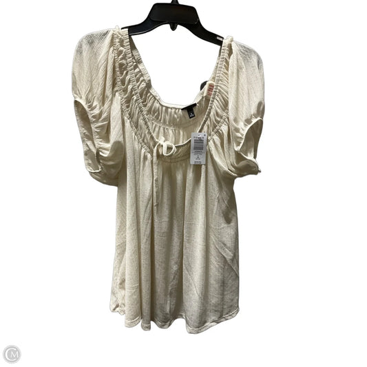 Dress Casual Short By Torrid In Cream, Size: 3x