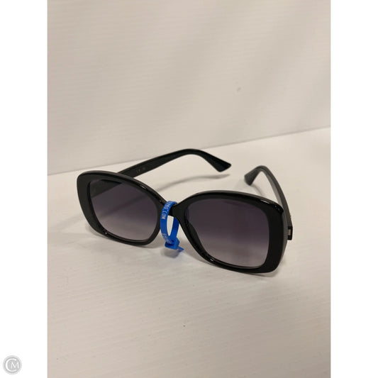 Sunglasses Luxury Designer By Gucci, Size:
