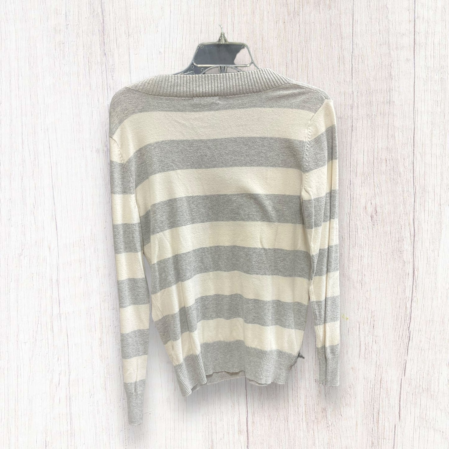 Grey White Sweater Gap, Size M