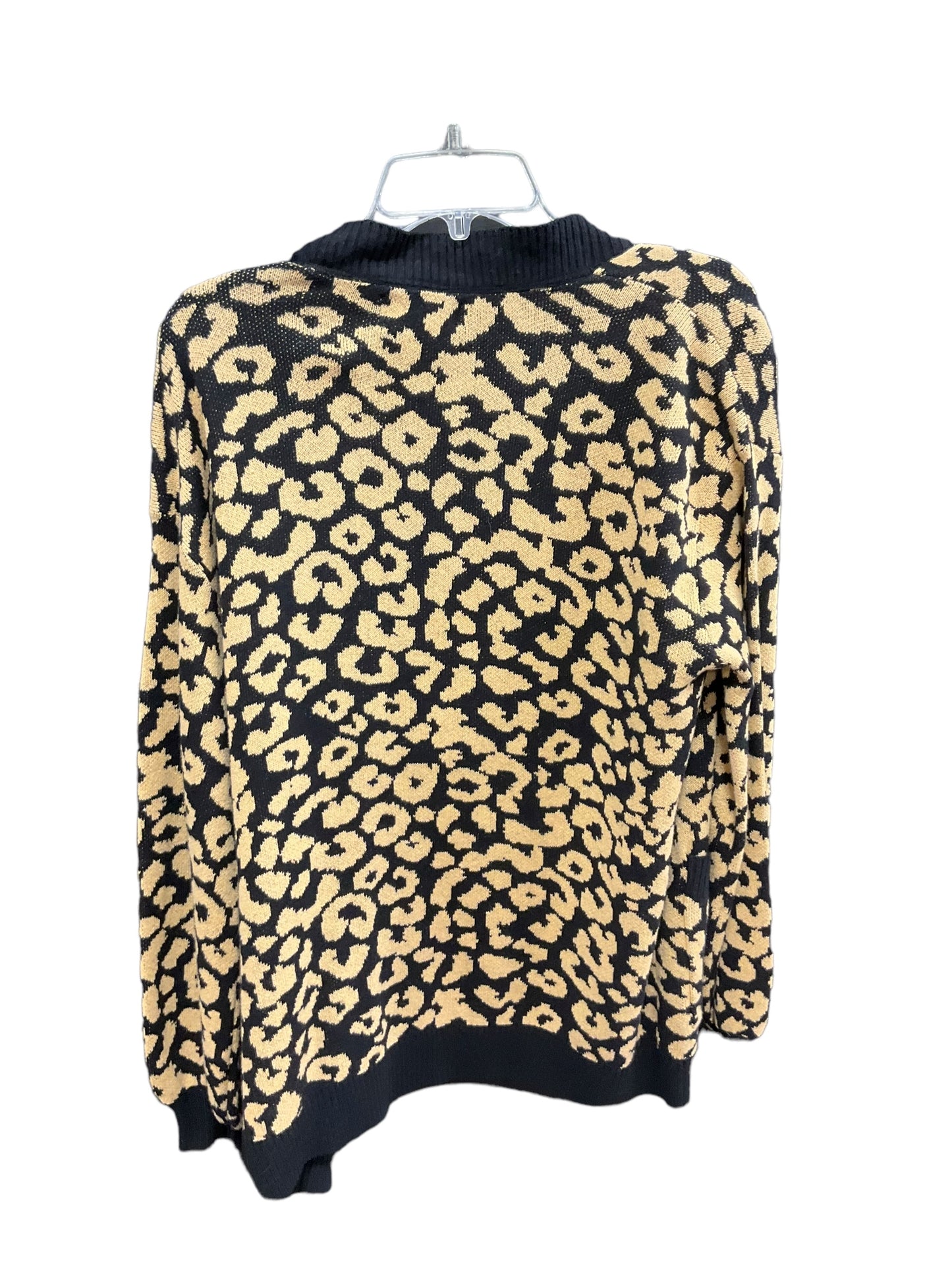 Sweater Cardigan By Clothes Mentor In Animal Print, Size: M