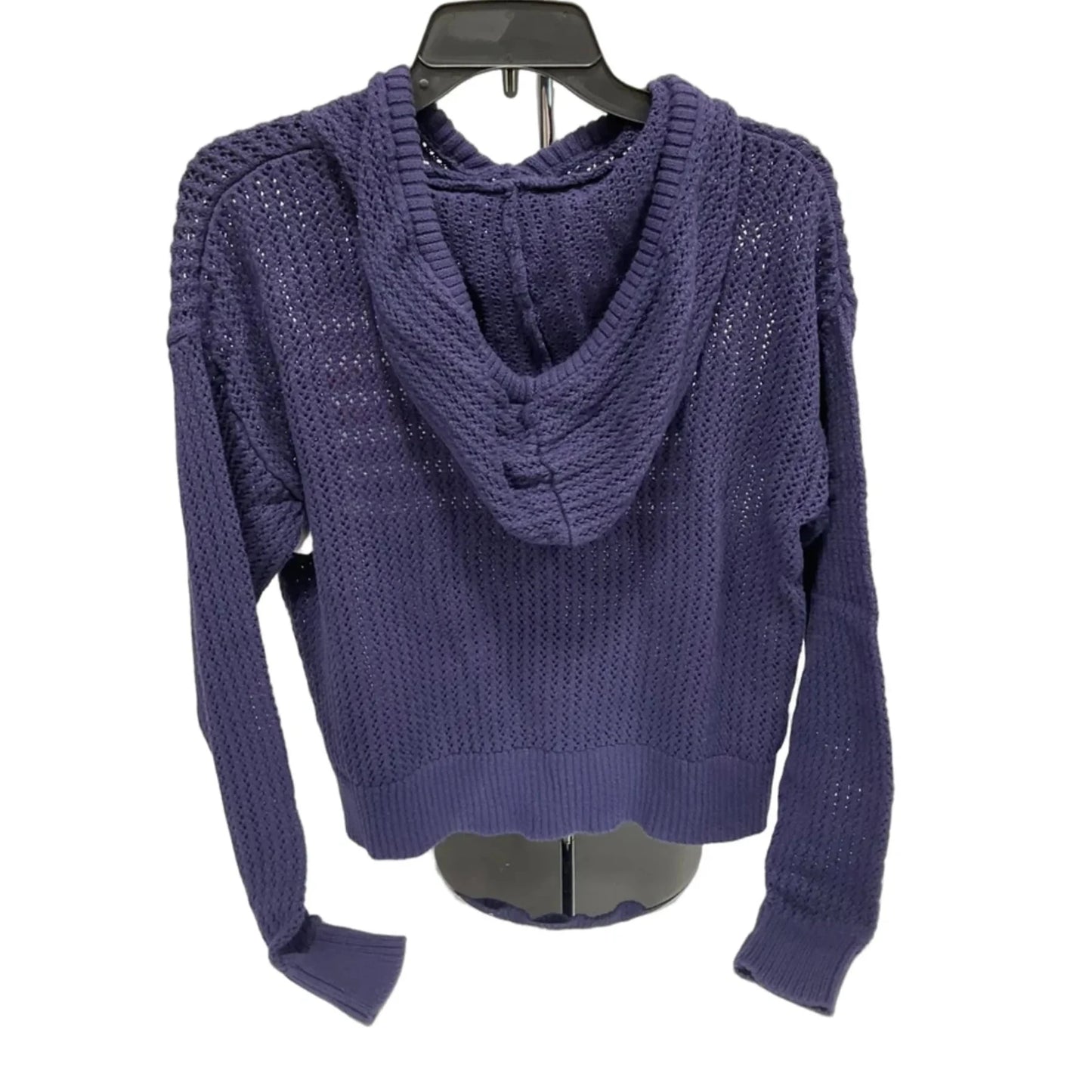 Sweater By Universal Thread In Blue Red & White, Size: M