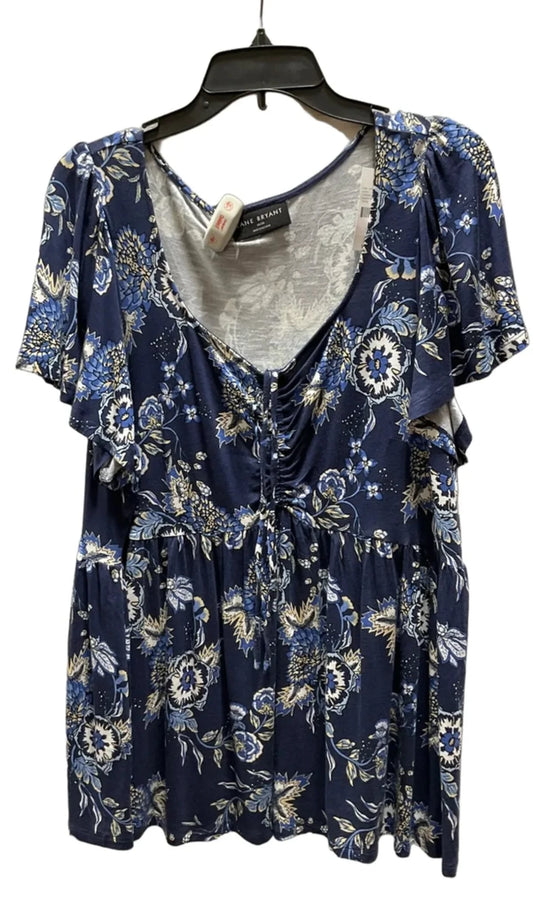 Top Short Sleeve By Lane Bryant In Paisley Print, Size: 1x