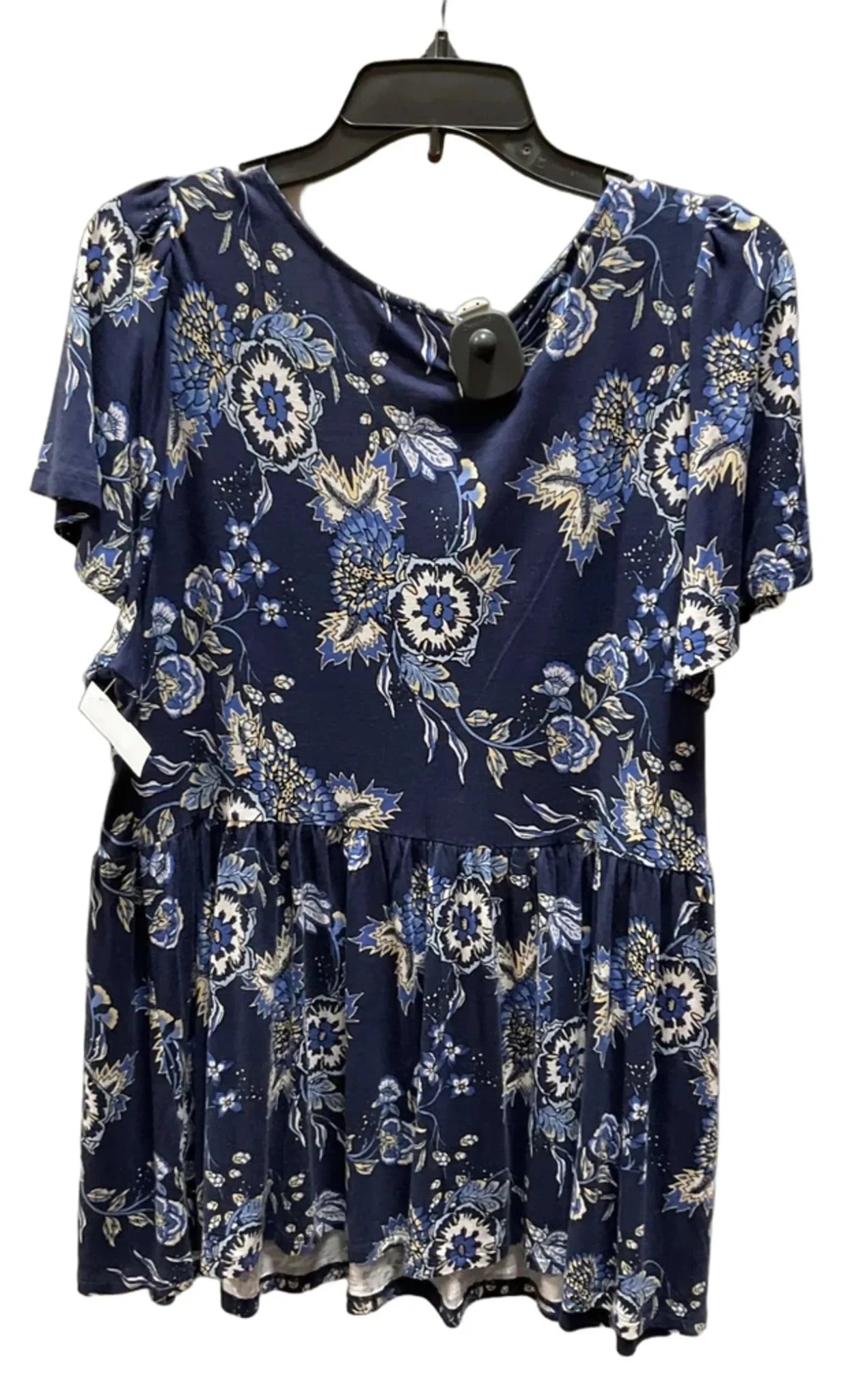 Top Short Sleeve By Lane Bryant In Paisley Print, Size: 1x