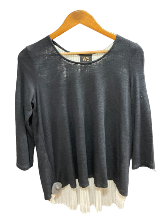 Top Long Sleeve By W5  Size: M