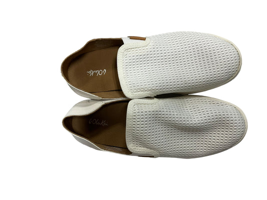 White Shoes Flats Olukai, Size 9.5