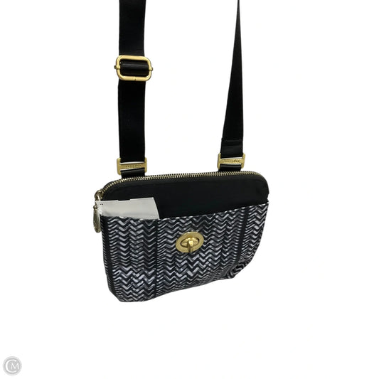 Crossbody By Baggallini, Size: Small