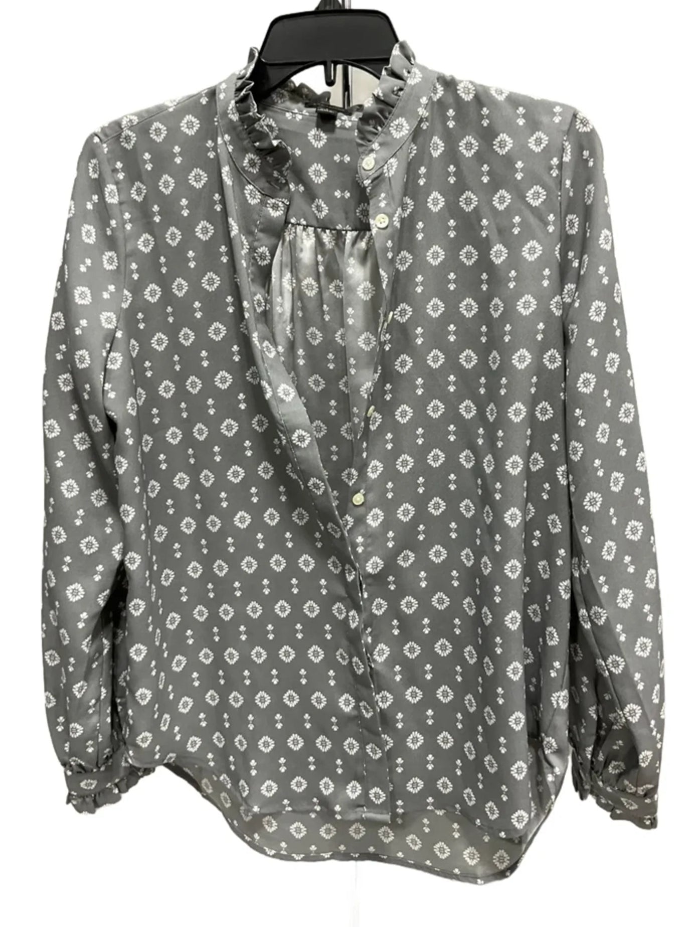 Top Long Sleeve By Ann Taylor In Grey & White, Size: S